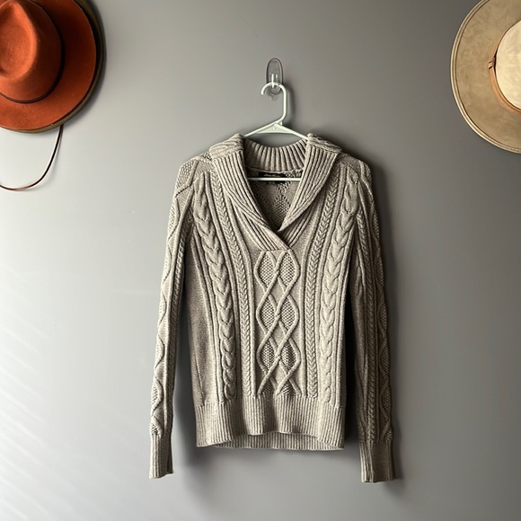 Eddie Bauer Cable Sweater - Picture 1 of 5